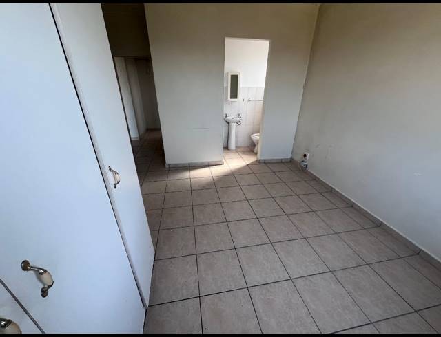2 BEDROOM APARTMENT TO LET IN EMPANGENI CENTRAL